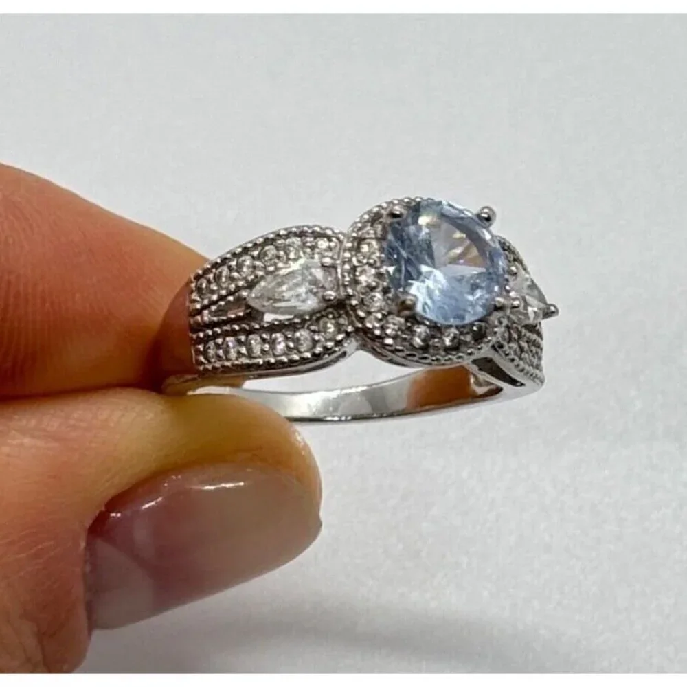 925 STERLING SILVER CZ RING SIZE 6.5